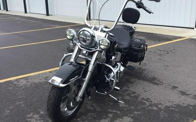 2015 Harley-Davidson® FLSTC - Heritage Softail® Classic