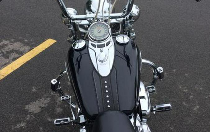 2015 Harley-Davidson® FLSTC - Heritage Softail® Classic