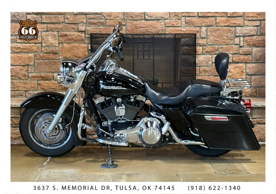 2004 Harley-Davidson® Road King® Custom BLK
