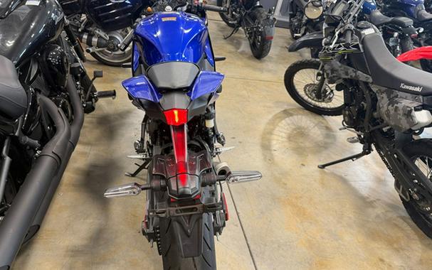 2022 Yamaha YZF R7