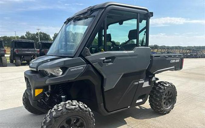 2027 Can-Am Defender DPS CAB HD9