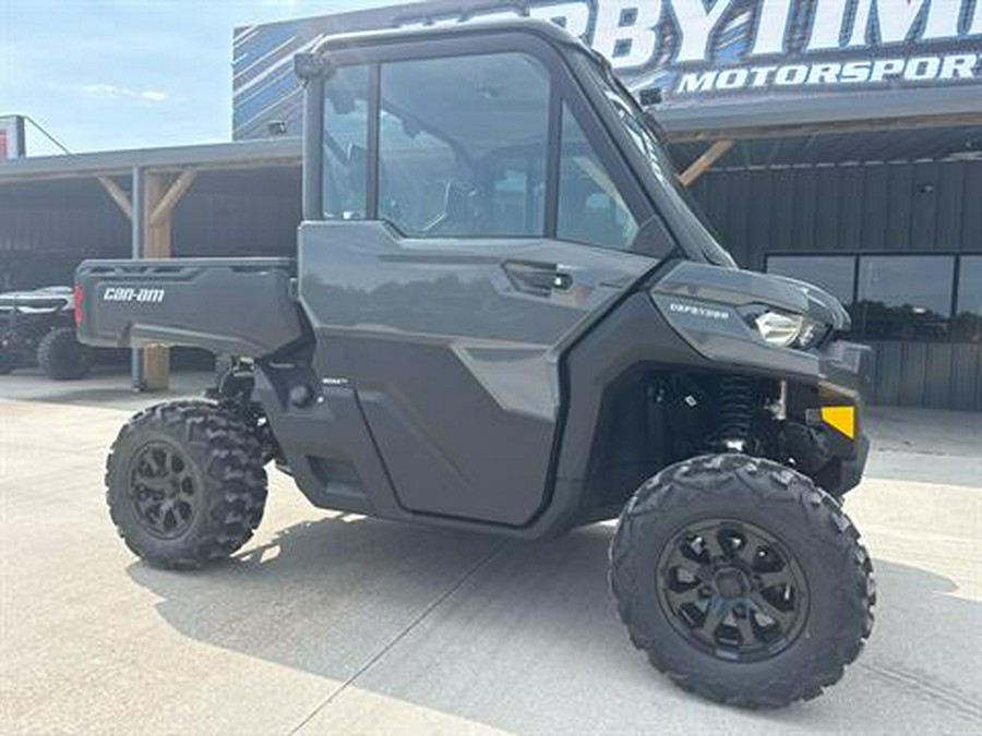 2027 Can-Am Defender DPS CAB HD9