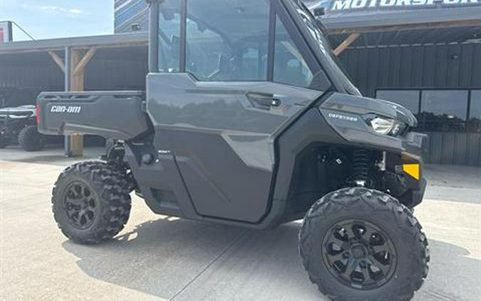 2027 Can-Am Defender DPS CAB HD9