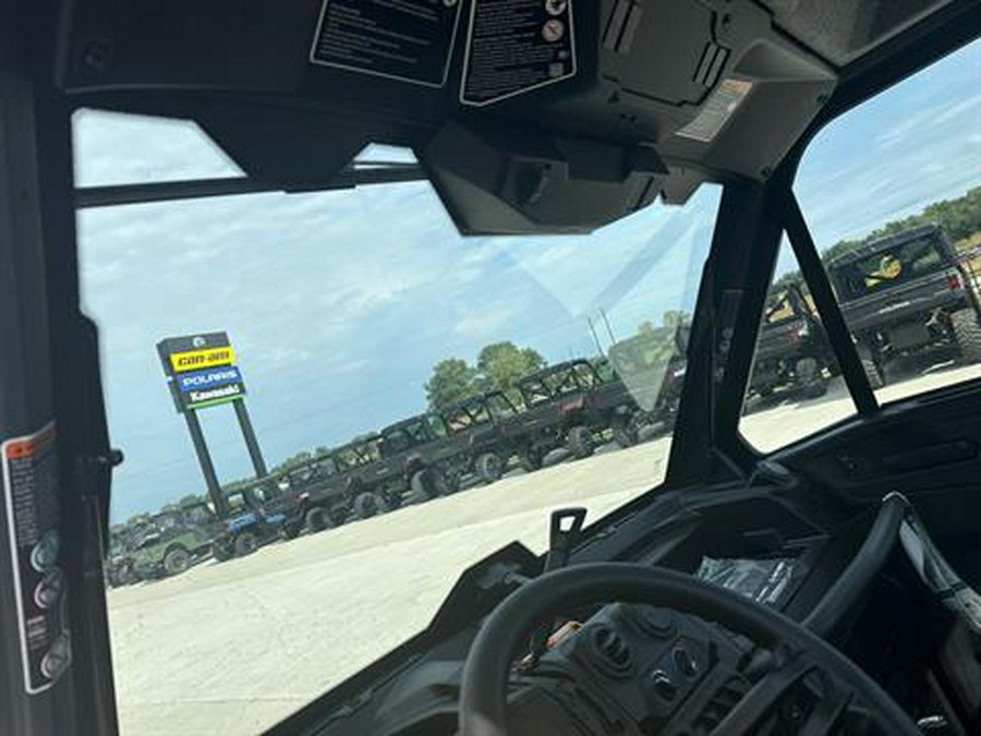 2027 Can-Am Defender DPS CAB HD9