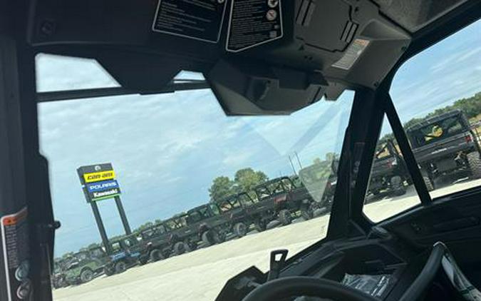 2027 Can-Am Defender DPS CAB HD9