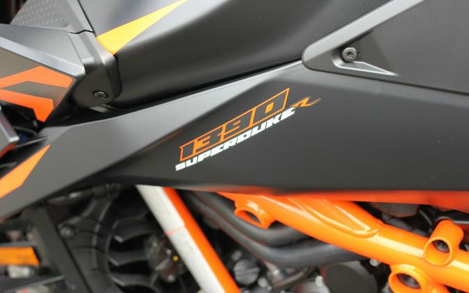 2024 KTM 1390 Super Duke R Evo