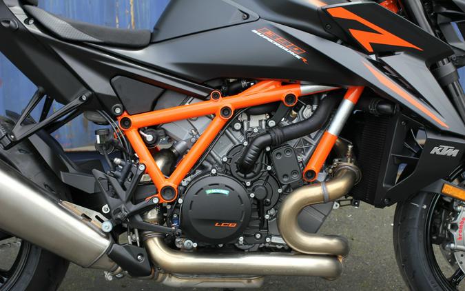 2024 KTM 1390 Super Duke R Evo