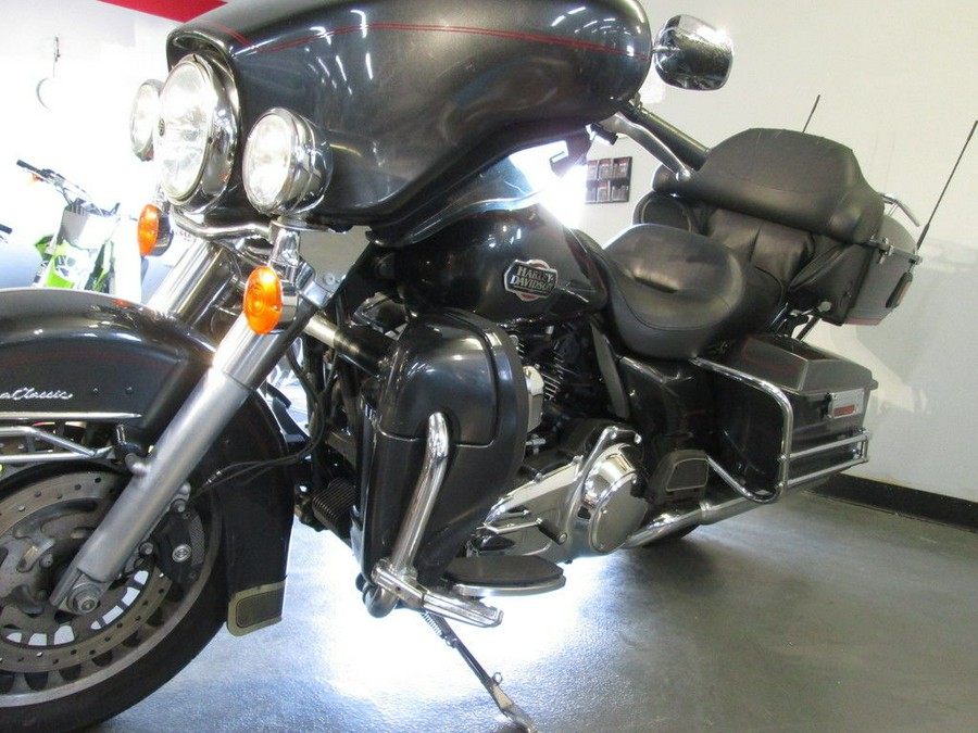 2009 Harley-Davidson® FLHTCU - Ultra Classic® Electra Glide®