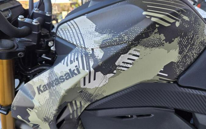 2025 Kawasaki Z125 PRO Cypher Camo Beige