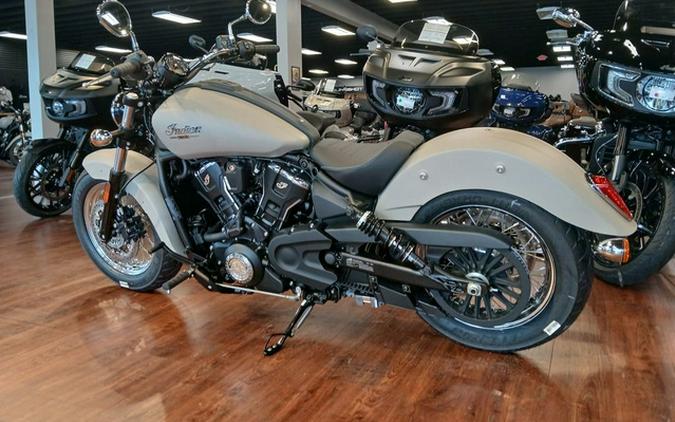 2025 Indian Scout Classic Limited Silver Quartz Smoke
