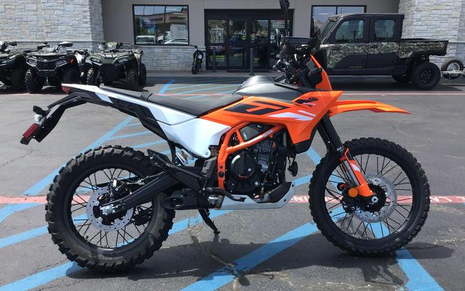 2026 KTM 390 ENDURO R