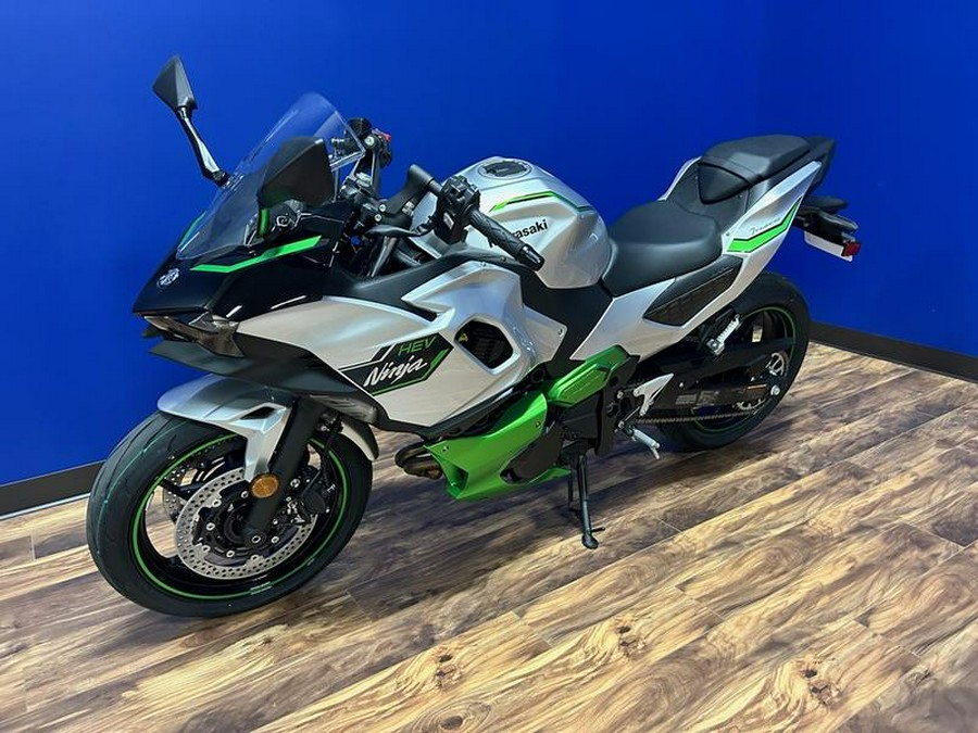 2024 Kawasaki Ninja® 7 Hybrid ABS