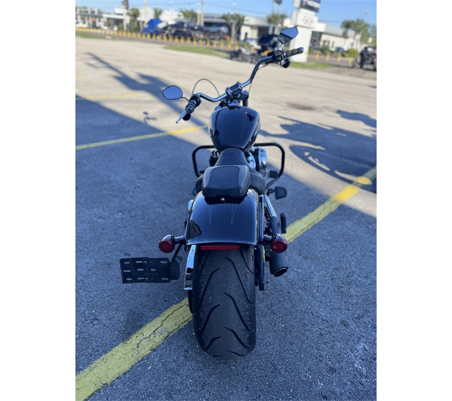 2018 Harley-Davidson Softail Breakout