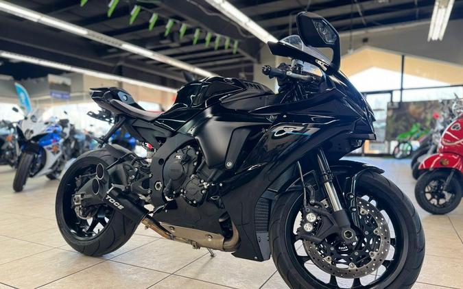 2022 Yamaha YZF-R1