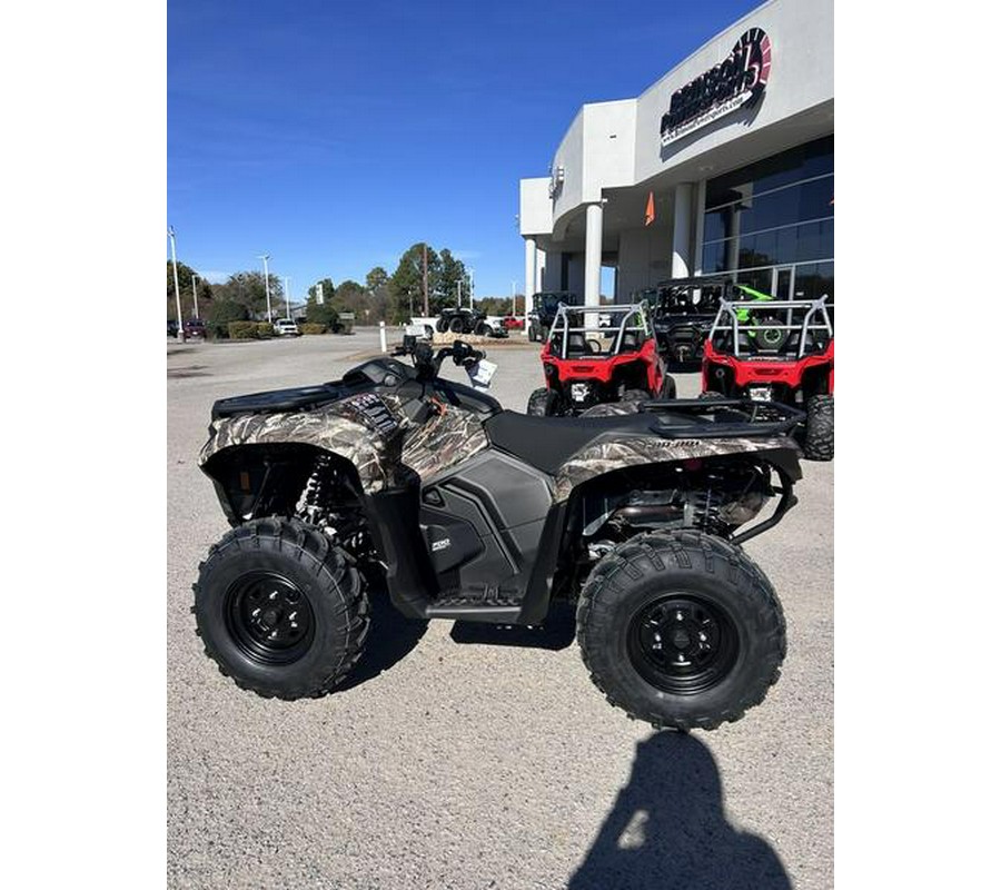 2026 Can-Am® Outlander DPS 700 Wildland Camo