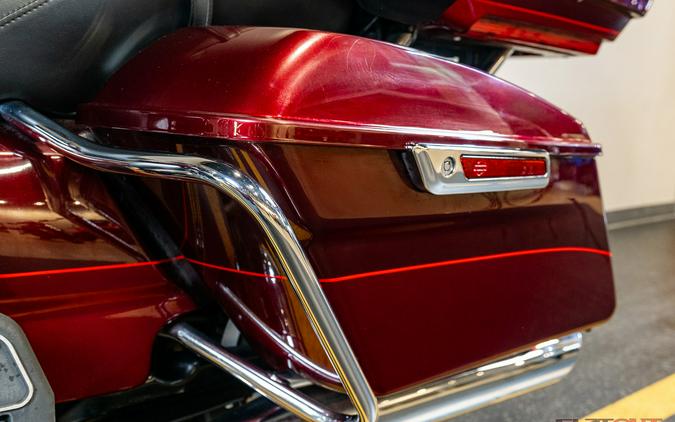 2017 Harley-Davidson® ULTRA LIMITED 107CI (LOW MILES)