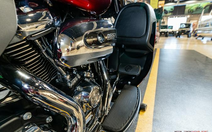 2017 Harley-Davidson® ULTRA LIMITED 107CI (LOW MILES)