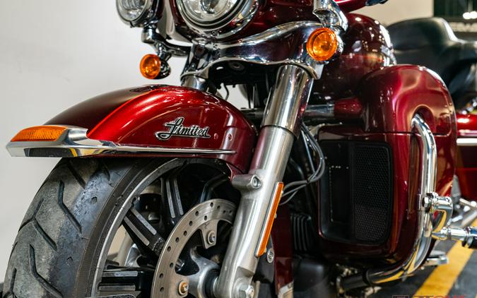 2017 Harley-Davidson® ULTRA LIMITED 107CI (LOW MILES)