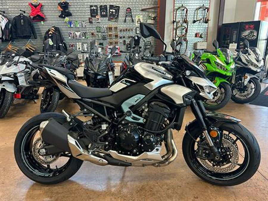 2025 Kawasaki Z900 ABS