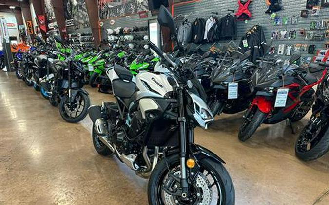 2025 Kawasaki Z900 ABS