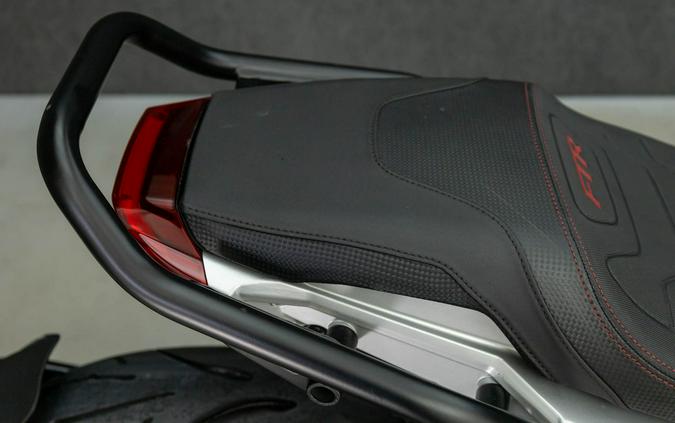 2022 INDIAN FTR R CARBON W/ABS