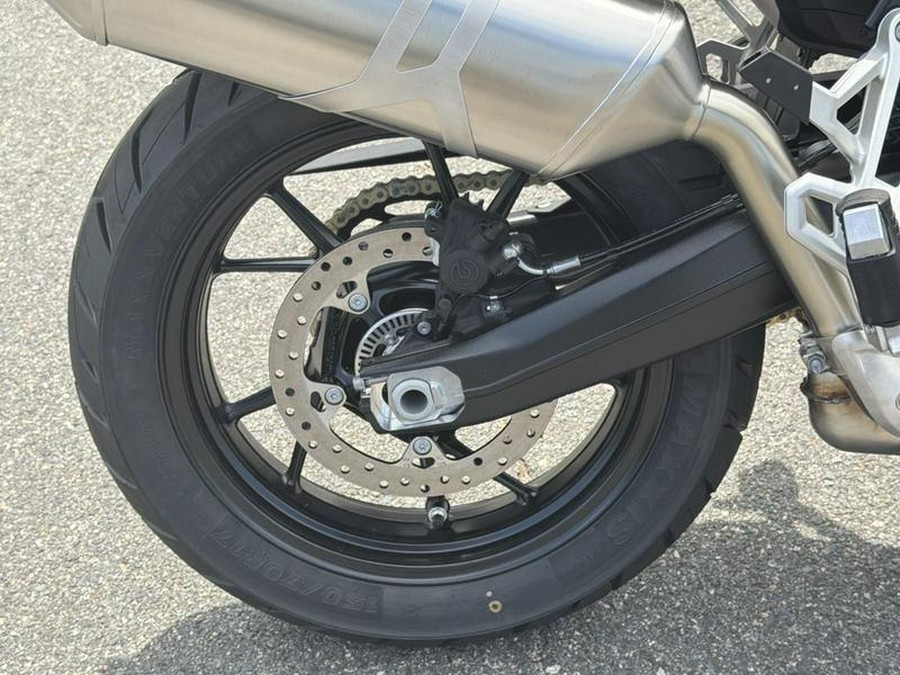 2026 BMW F 800 GS Light White