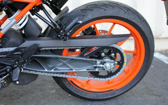 2023 KTM 200 Duke