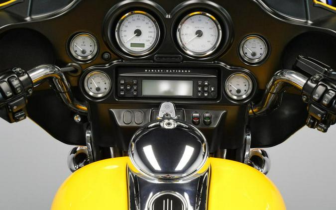 2013 Harley-Davidson® FLHX - Street Glide®