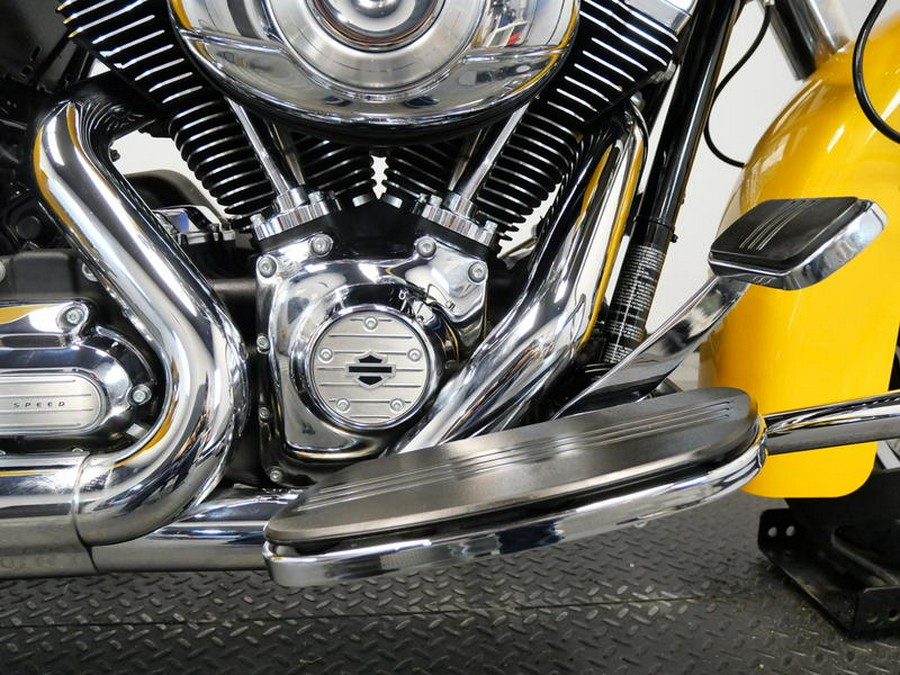 2013 Harley-Davidson® FLHX - Street Glide®