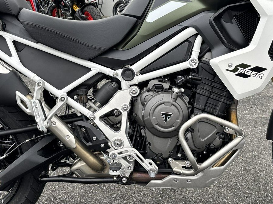 2025 Triumph Tiger 1200 Rally Pro Matt Khaki Green