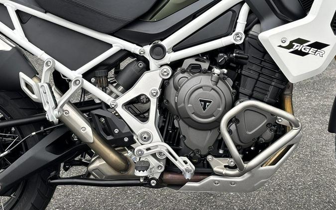2025 Triumph Tiger 1200 Rally Pro Matt Khaki Green