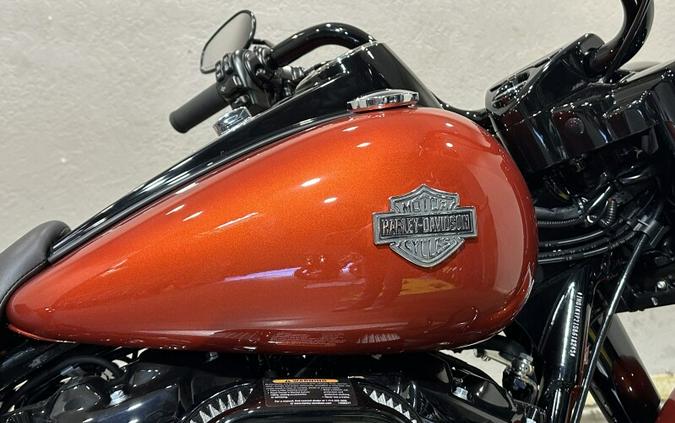 Harley-Davidson® Road King™ Special 2025 FLHRXS 84621016 WHISKEY FIRE