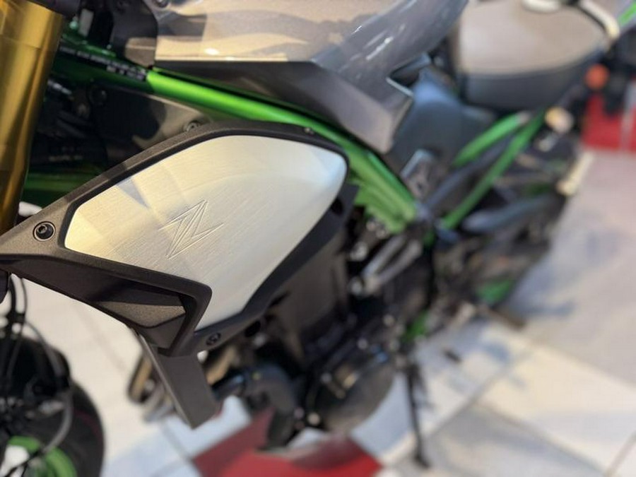 2025 Kawasaki Z900 SE ABS