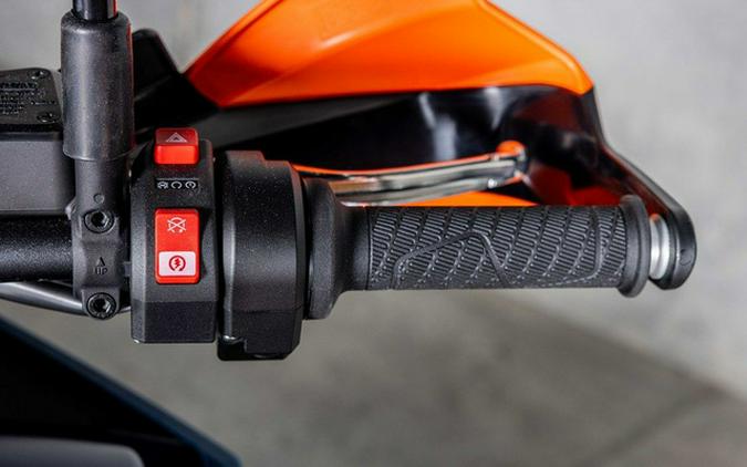 2027 KTM Adventure 890 R Rally