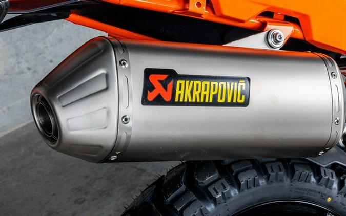 2027 KTM Adventure 890 R Rally