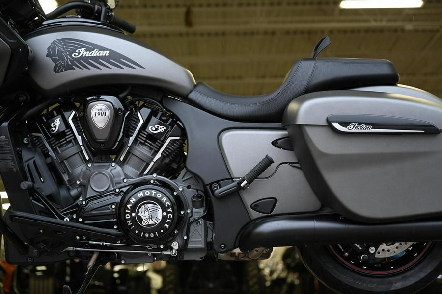 2023 Indian Motorcycle® Challenger® Dark Horse® Titanium Smoke