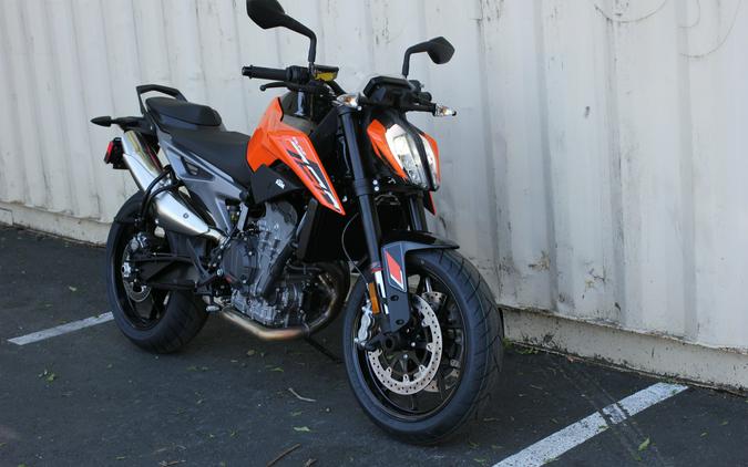 2024 KTM 790 Duke