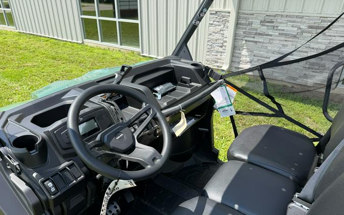 2025 Can-Am Defender MAX DPS HD9