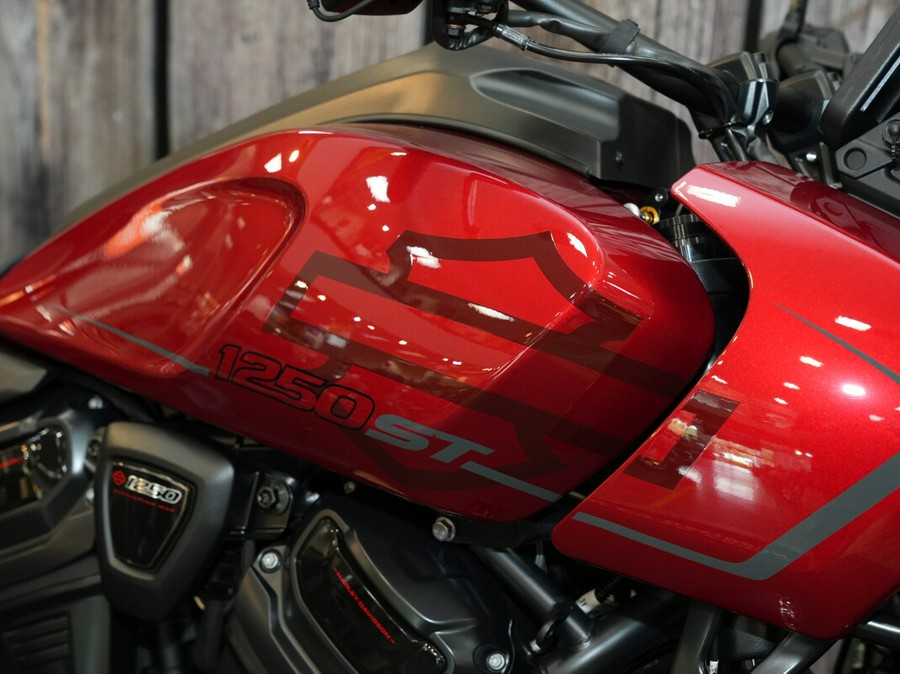 New 2025 Harley-Davidson Pan America 1250 ST Motorcycle For Sale In Raleigh, North Carolina