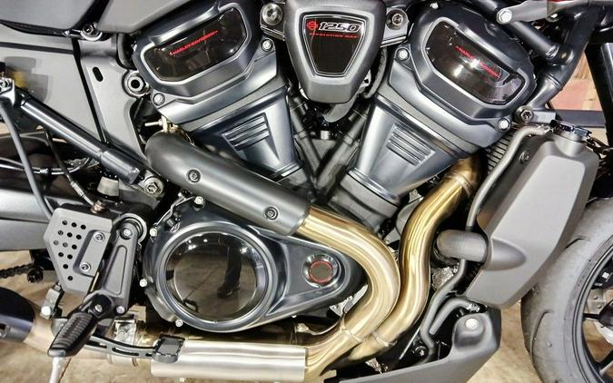 2025 Harley-Davidson® RA1250ST - Pan America® 1250 ST