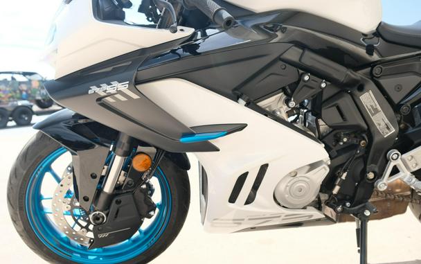 2025 CFMOTO 675 SS