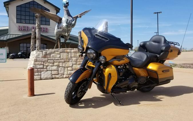 2023 Harley-Davidson® Ultra Limited Prospect Gold/Vivid Black