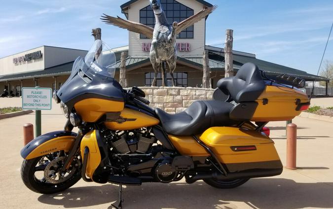 2023 Harley-Davidson® Ultra Limited Prospect Gold/Vivid Black