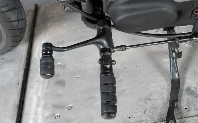 2016 Harley-Davidson Iron 883