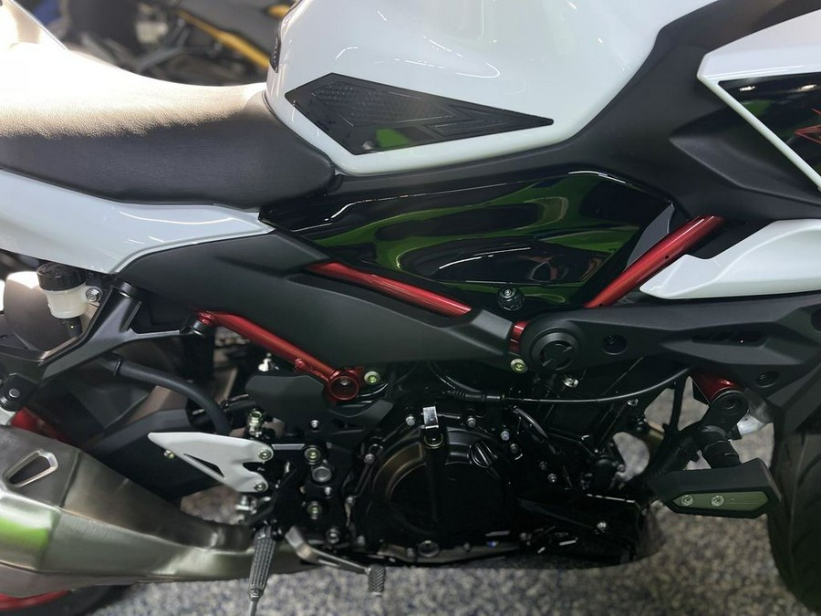 2026 Kawasaki Z500 SE ABS