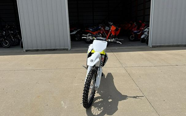 2025 Husqvarna Motorcycles FC 350