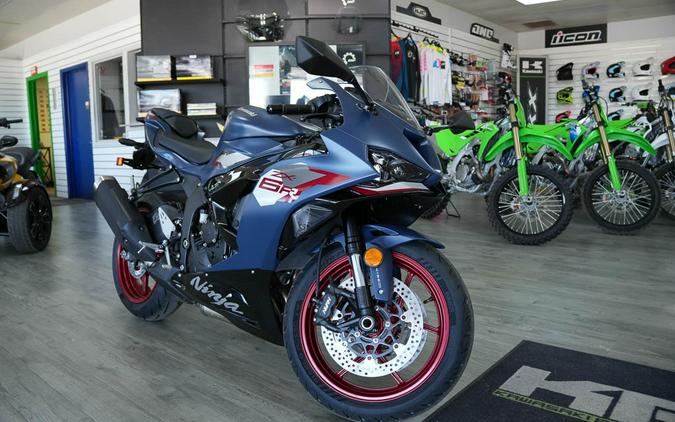2027 Kawasaki Ninja® ZX™-6R ABS