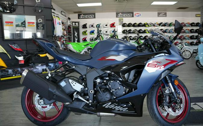 2027 Kawasaki Ninja® ZX™-6R ABS