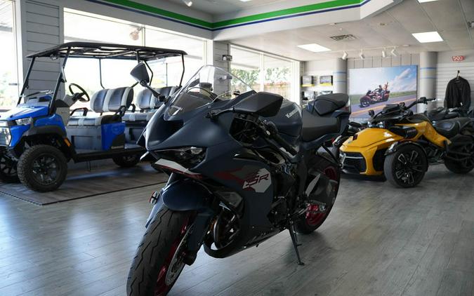2027 Kawasaki Ninja® ZX™-6R ABS