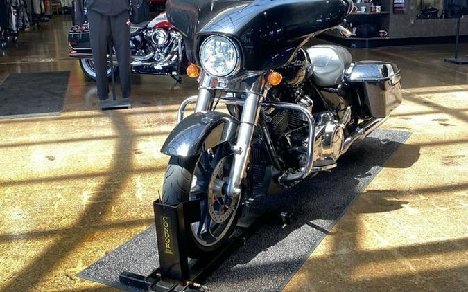 2020 Harley-Davidson FLHX - Street Glide